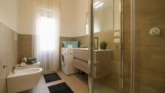 Rooms in Brescia - photo 9