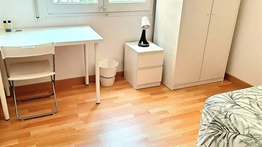 Rooms in Barcelona Les Corts - photo 3