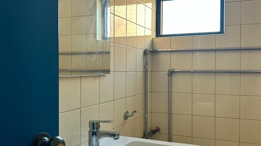 Rooms in Aveiro - photo 7