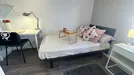 Room for rent, Madrid Puente de Vallecas, Madrid, &lt;span class=&quot;blurred street&quot; onclick=&quot;ProcessAdRequest(12884940)&quot;&gt;&lt;span class=&quot;hint&quot;&gt;See streetname&lt;/span&gt;[xxxxxxxxxxxxx]&lt;/span&gt;