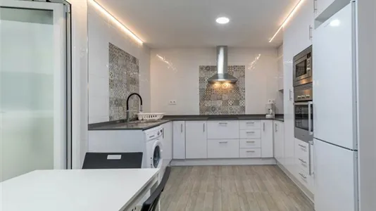 Rooms in Valencia Ciutat Vella - photo 10