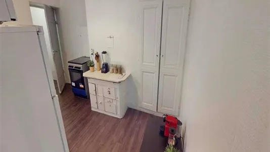 Rooms in Lyon - photo 5