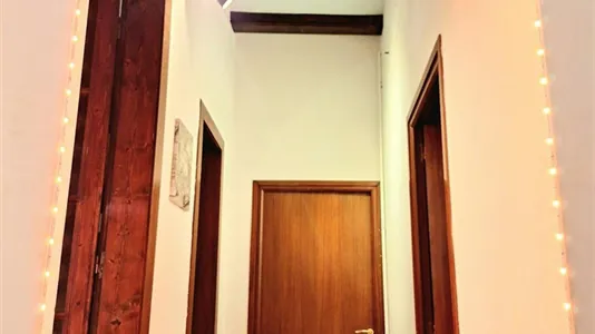 Rooms in Barcelona Ciutat Vella - photo 6