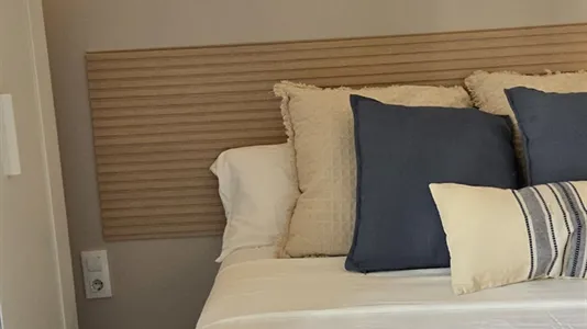 Rooms in Barcelona Eixample - photo 3
