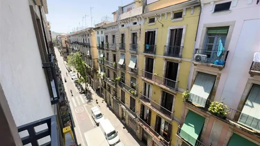 Rooms in Barcelona Ciutat Vella - photo 7