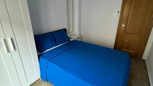 Rooms in Mislata - photo 2