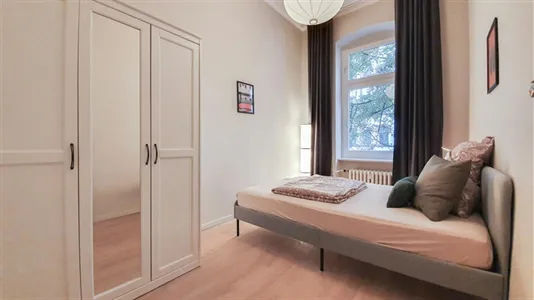 Rooms in Location is not specified - photo 1