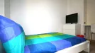 Room for rent, Milano Zona 4 - Vittoria, Forlanini, Milan, <span class="blurred street" onclick="ProcessAdRequest(8878924)"><span class="hint">See streetname</span>[xxxxxxxxxxxxx]</span>