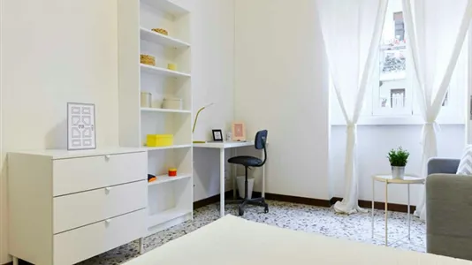 Rooms in Milano Zona 8 - Fiera, Gallaratese, Quarto Oggiaro - photo 5
