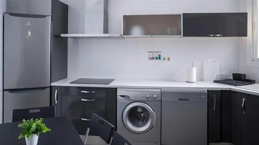 Rooms in Valencia Ciutat Vella - photo 6