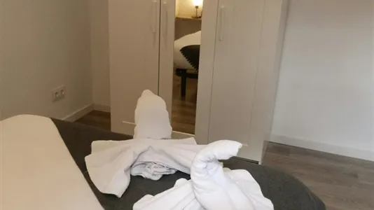 Apartments in Barcelona Eixample - photo 4