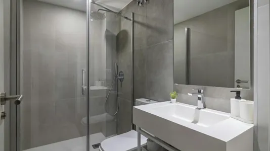 Rooms in el Camí de Vera - photo 4