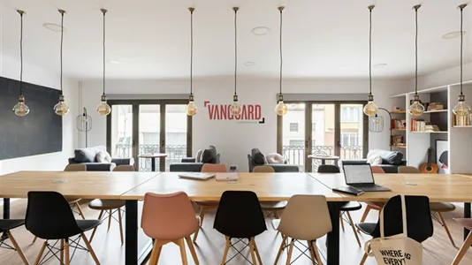 Rooms in Barcelona Sarrià-St. Gervasi - photo 9