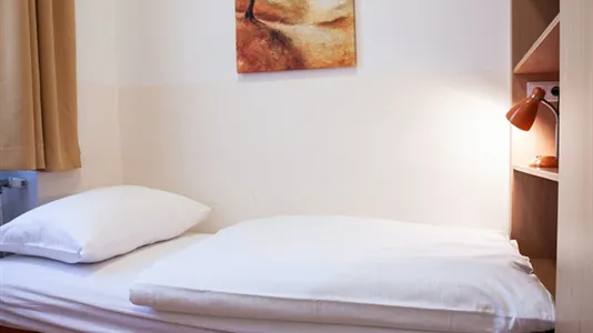 Apartments in Vienna Favoriten - photo 7