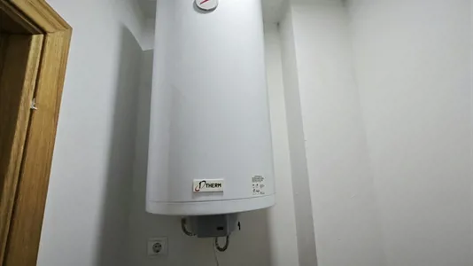 Rooms in León - photo 2