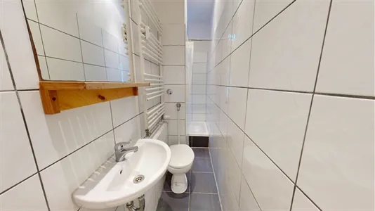 Apartments in Location is not specified - photo 6