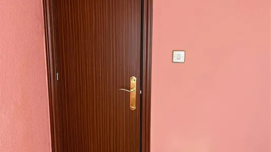 Rooms in Bilbao - photo 3