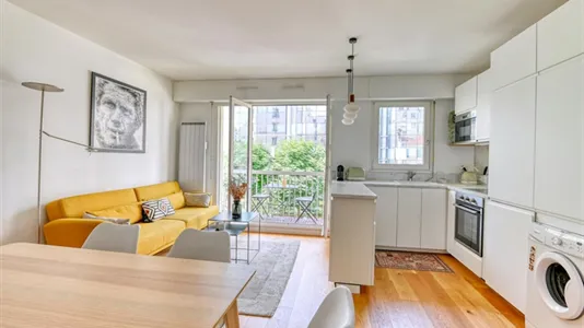 Apartments in Nanterre - photo 4