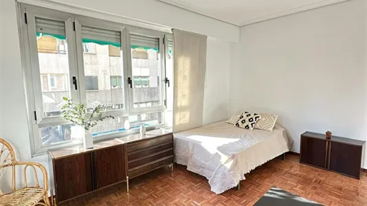 Rooms in Logroño - photo 4