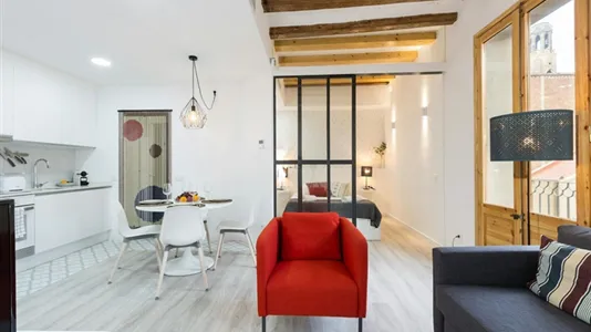 Apartments in Barcelona Sants-Montjuïc - photo 5