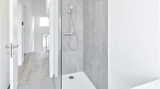 Rooms in Brussels Sint-Gillis - photo 9