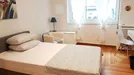 Room for rent, Athens, &lt;span class=&quot;blurred street&quot; onclick=&quot;ProcessAdRequest(7730441)&quot;&gt;&lt;span class=&quot;hint&quot;&gt;See streetname&lt;/span&gt;[xxxxxxxxxxxxx]&lt;/span&gt;