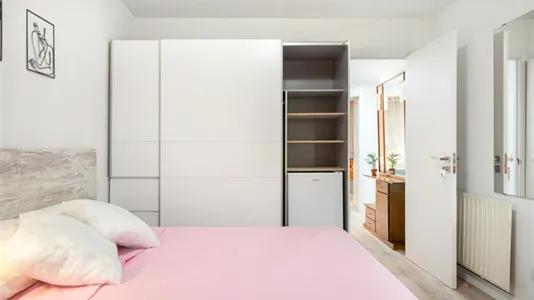 Rooms in Madrid Carabanchel - photo 1