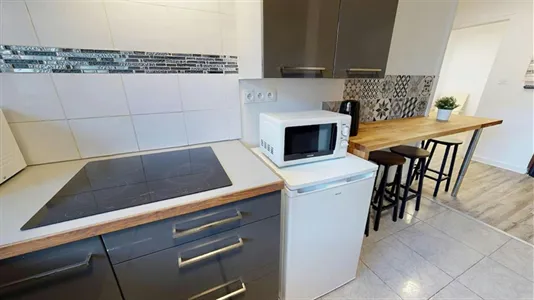 Rooms in Lyon - photo 6