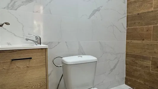 Rooms in Madrid Centro - photo 6