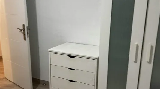 Rooms in Málaga - photo 4