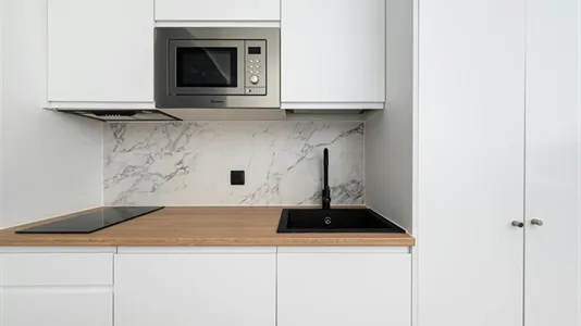 Rooms in Madrid Centro - photo 4