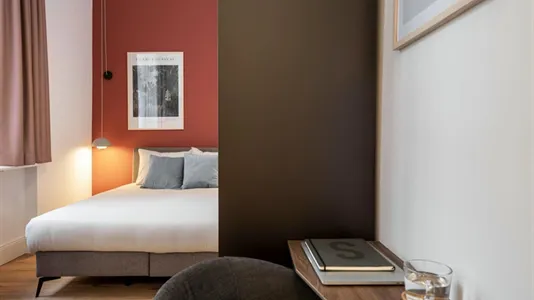 Apartments in Berlin Charlottenburg-Wilmersdorf - photo 2