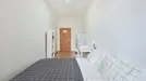 Room for rent, Lisbon (region), &lt;span class=&quot;blurred street&quot; onclick=&quot;ProcessAdRequest(7891563)&quot;&gt;&lt;span class=&quot;hint&quot;&gt;See streetname&lt;/span&gt;[xxxxxxxxxxxxx]&lt;/span&gt;