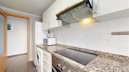 Rooms in Valencia Algirós - photo 9