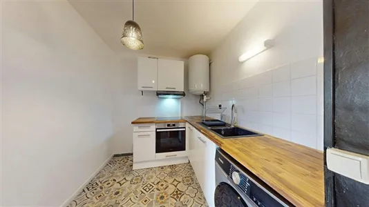 Apartments in Lyon - photo 8