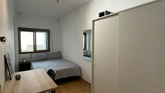 Rooms in Barcelona Sant Martí - photo 2