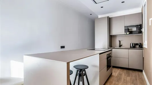 Apartments in Barcelona Eixample - photo 6