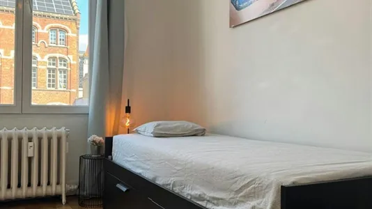 Rooms in Brussels Sint-Jans-Molenbeek - photo 1