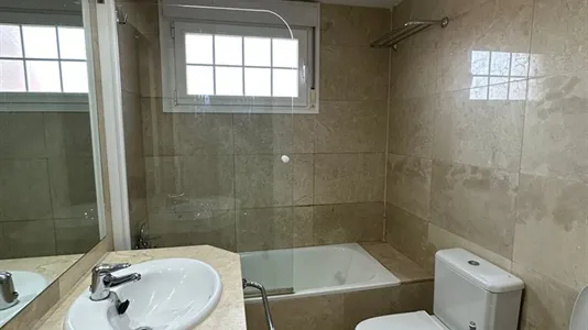 Rooms in Madrid Fuencarral-El Pardo - photo 9