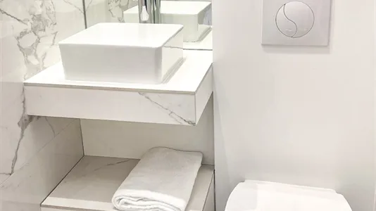 Apartments in Paris 9ème arrondissement - photo 8