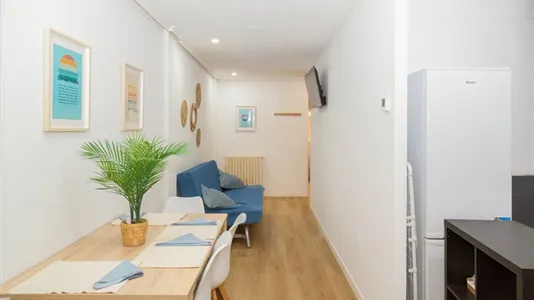 Rooms in Zaragoza - photo 10