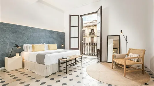 Apartments in Barcelona Ciutat Vella - photo 10