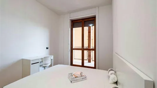 Rooms in Milano Zona 6 - Barona, Lorenteggio - photo 2