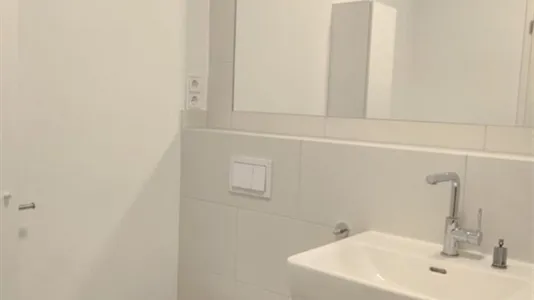 Rooms in Berlin Friedrichshain-Kreuzberg - photo 9