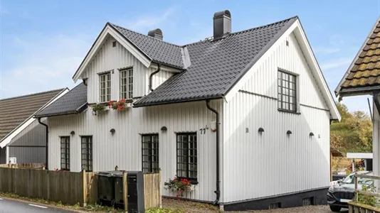 Houses in Helsingborg - photo 1