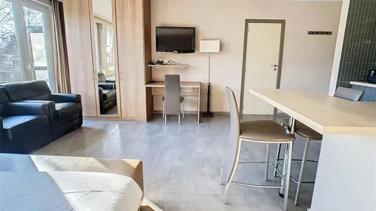 Apartments in Brussels Schaarbeek - photo 5