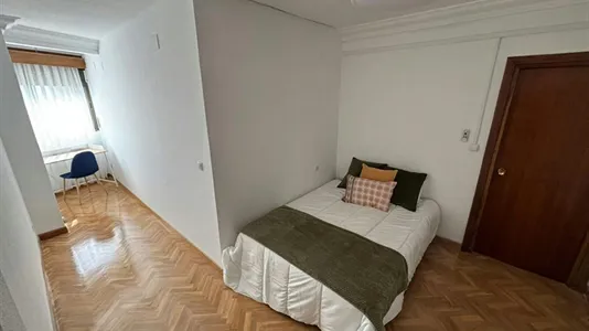 Rooms in Madrid Arganzuela - photo 1
