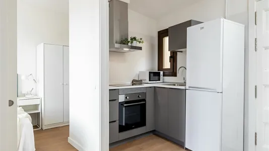 Apartments in Barcelona Ciutat Vella - photo 7