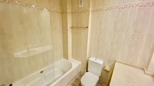 Rooms in Madrid Salamanca - photo 10