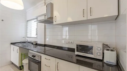 Rooms in el Camí de Vera - photo 5